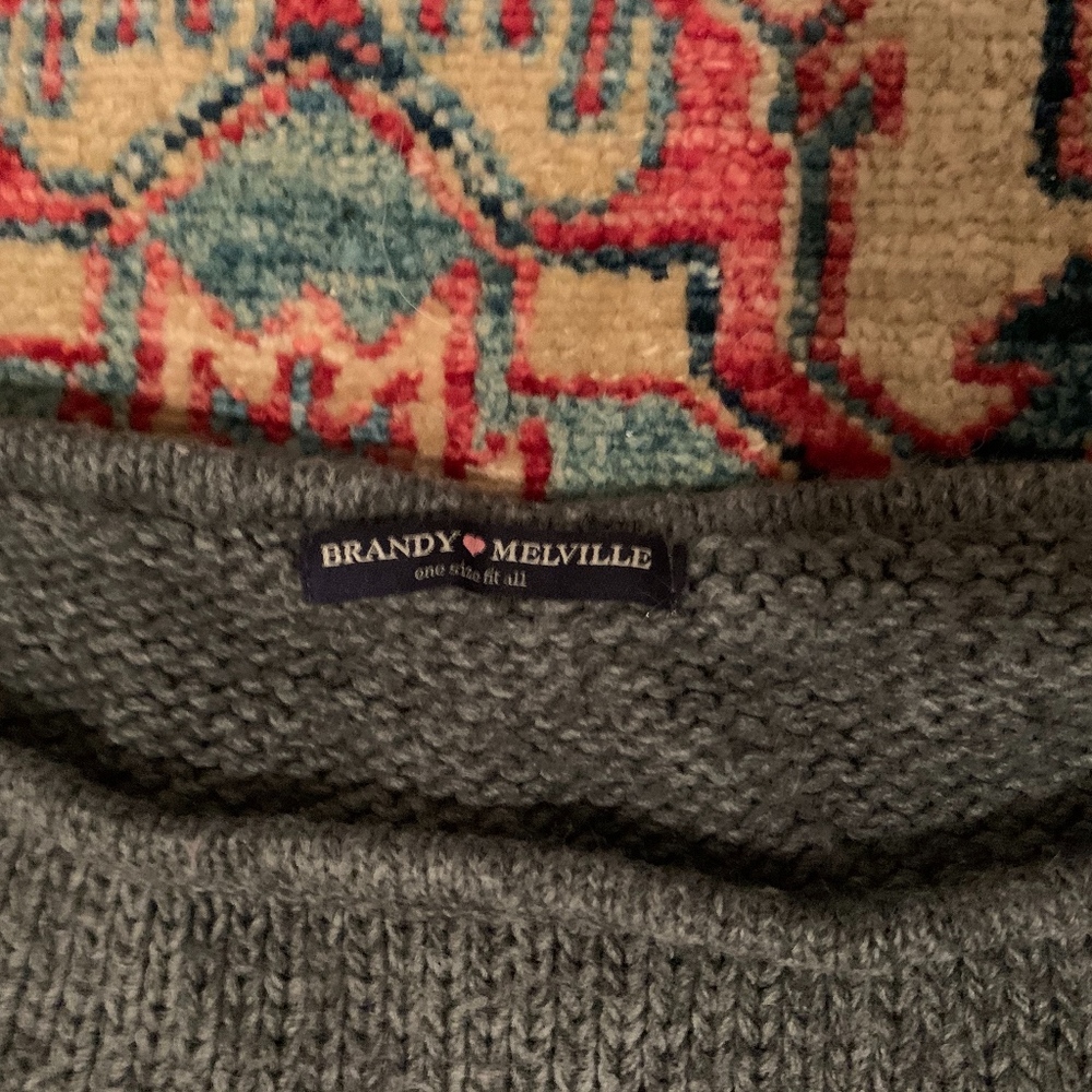 Brandy Melville Grey Sweater